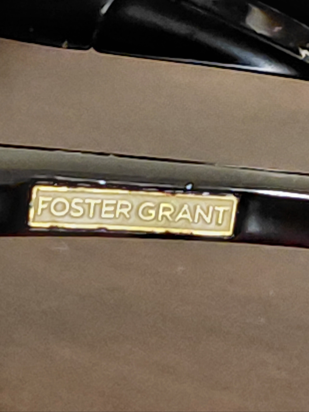 Foster Grant Sunglasses Set Of 4 - Picture 4 of 8